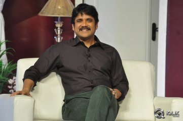 Nagarjuna Meets Docomo Manam Contest Winners